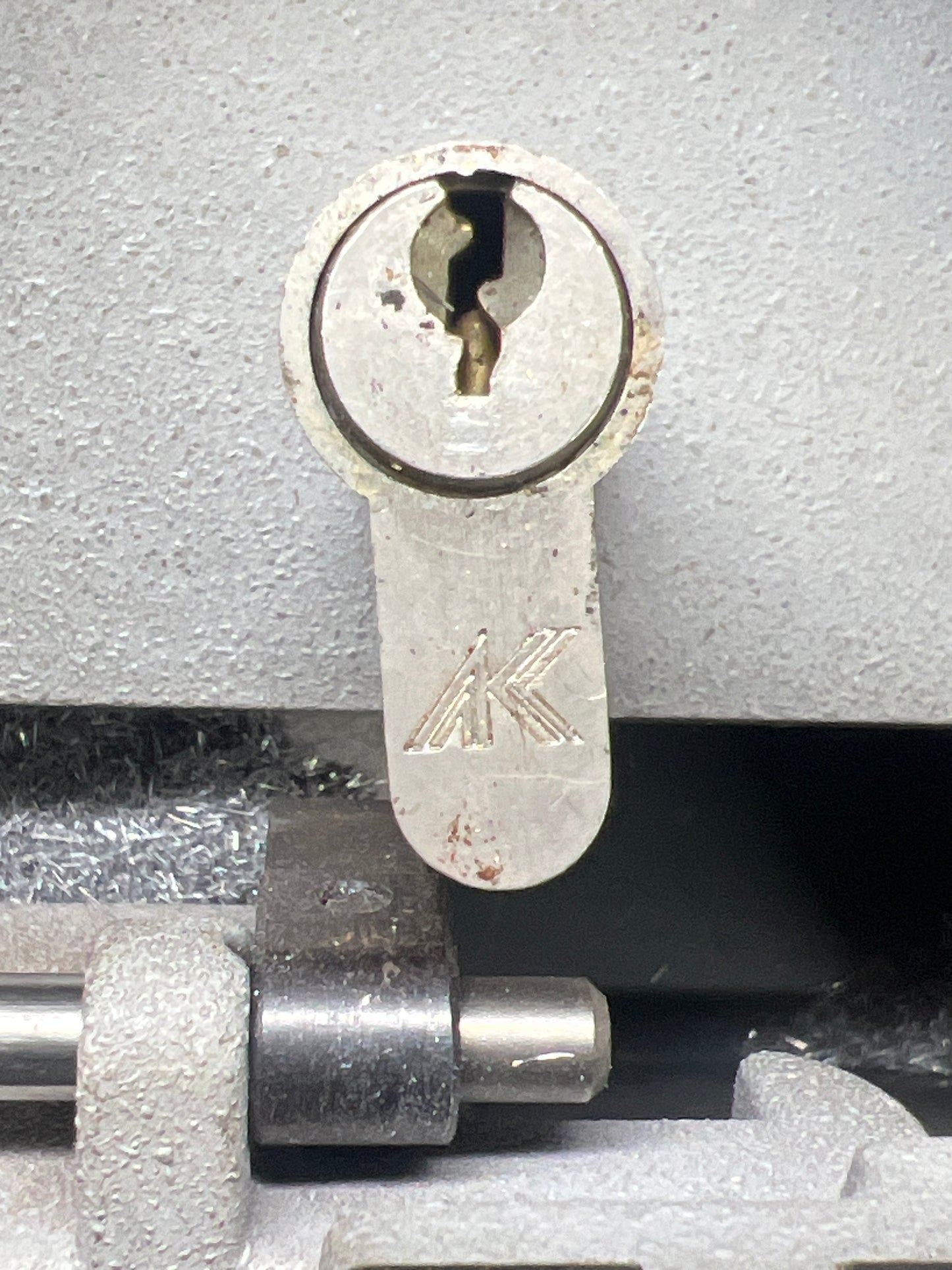 Kenrick 6 pin bump key